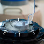 Fakty i mity o ciekłym azocie – co naprawdę warto wiedzieć?